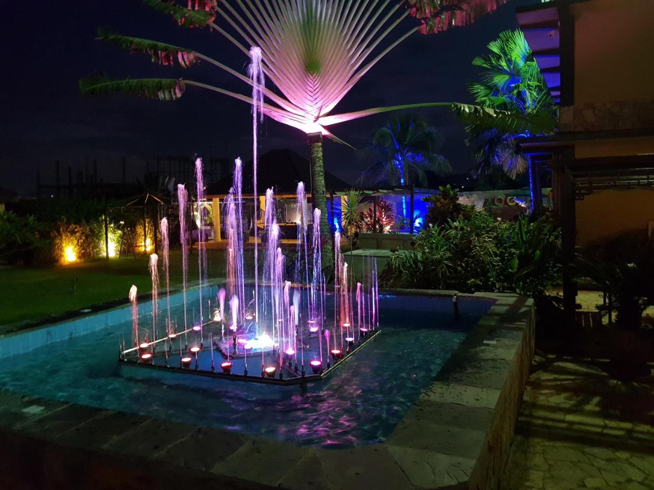 Sweet Garden Hotel Кумасі Екстер'єр фото